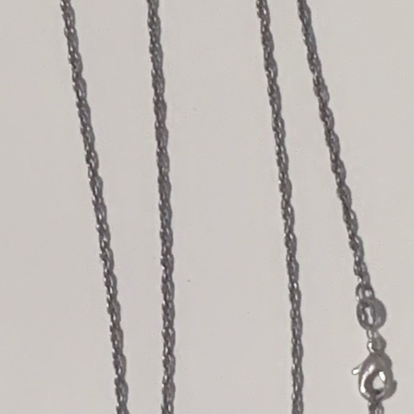 James Avery Retired Victorian Style Ornate Sterling Silver Cross & Chain - Picture 6 of 6